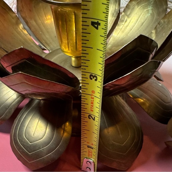 Vintage extra large Brass Lotus Candle Holder - Picture 8 of 9